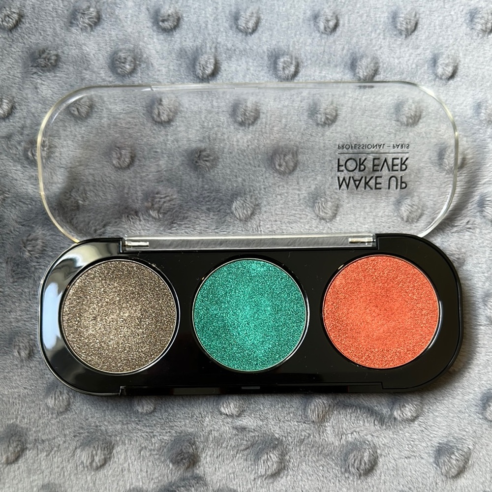 Makeup Forever Artist Eyeshadow Trio